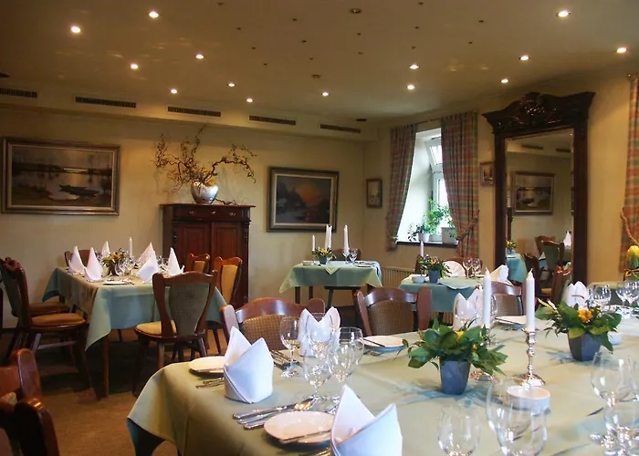 Brunnenhof 3* אאכן